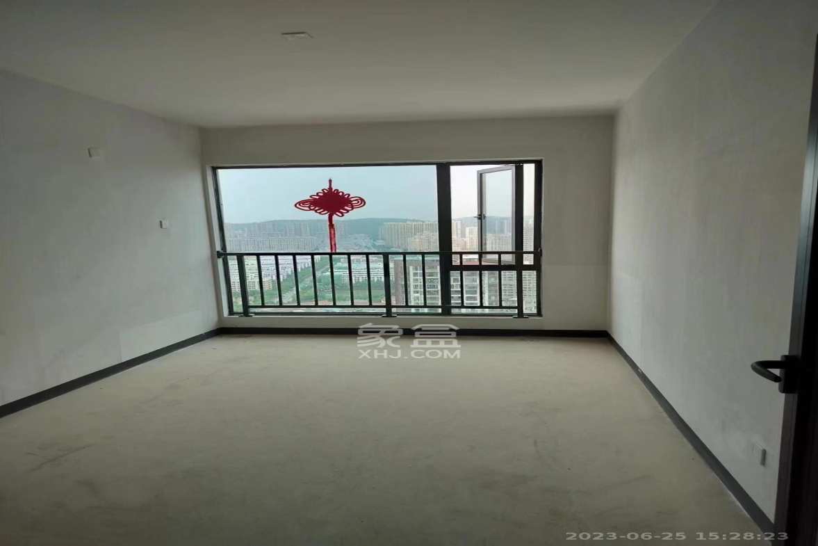 建投象山国际  4室2厅2卫    2200.0元/月 建投象山国际  4室2厅2卫    2200.0元/月室内图