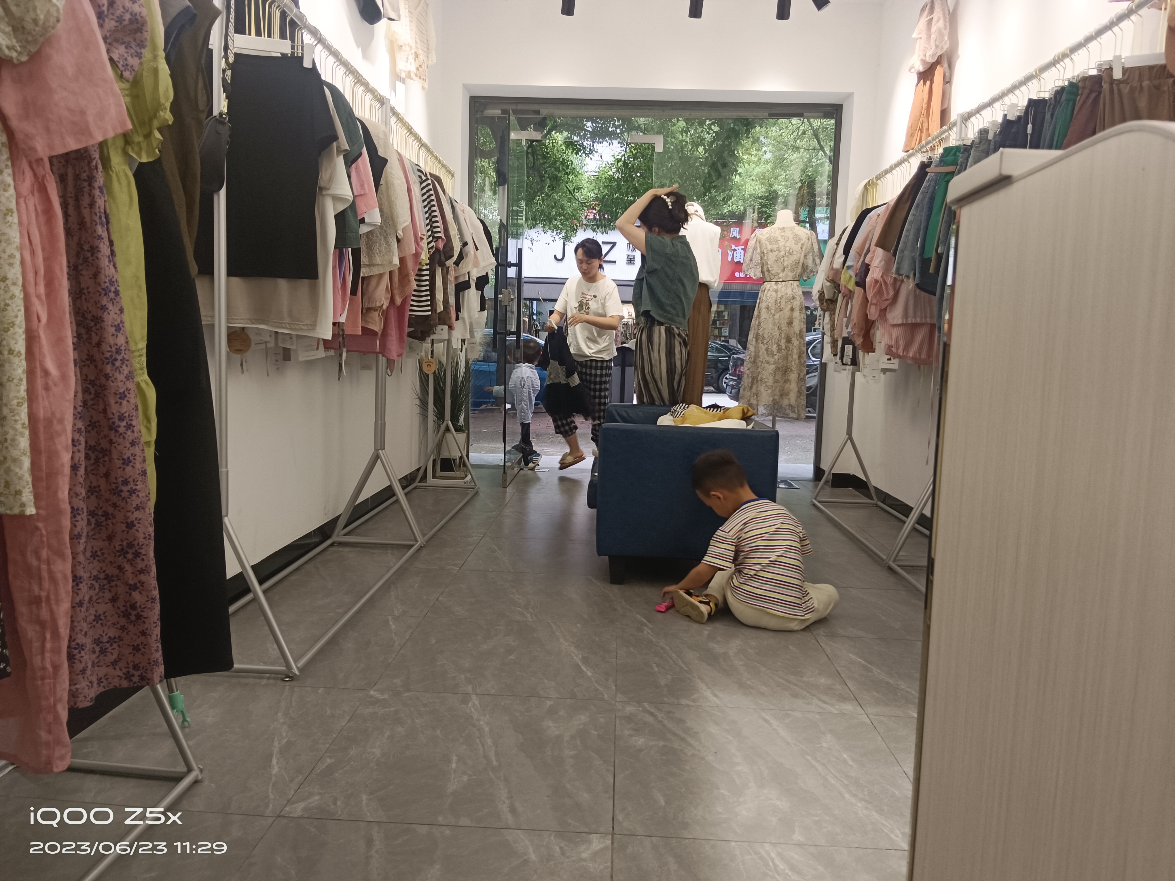 涟钢散盘   35.0㎡      1000.0元/月室内图