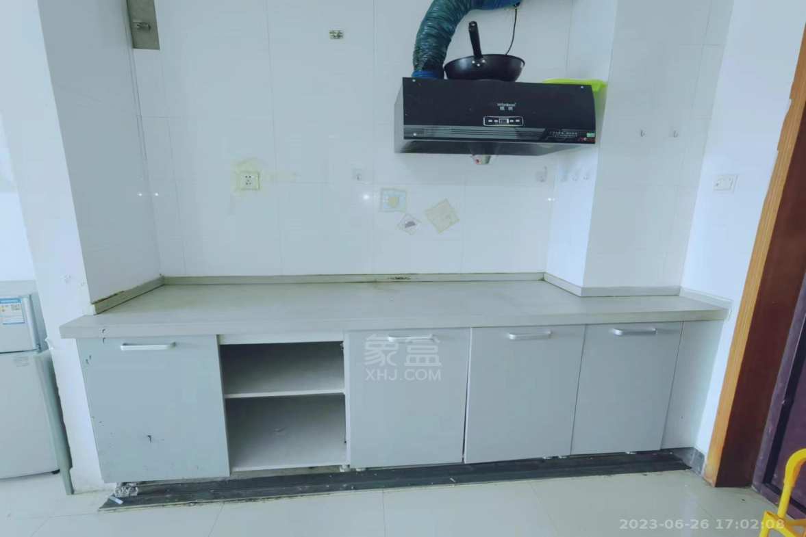 万鸿鑫城  1室0厅1卫    900.0元/月室内图