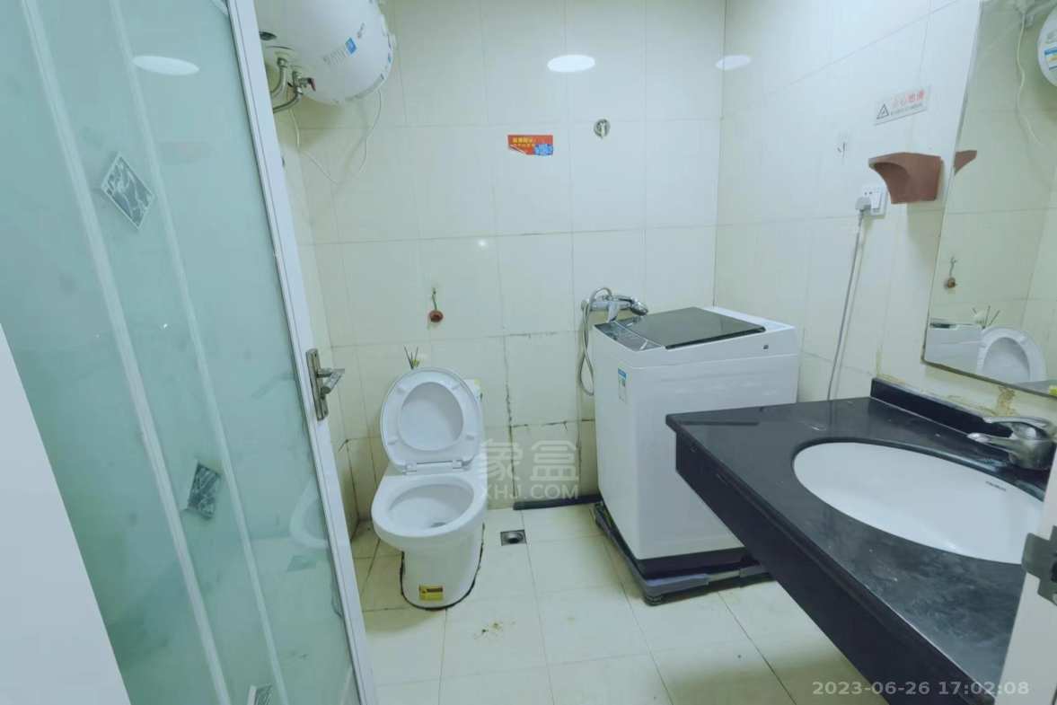 万鸿鑫城  1室0厅1卫    900.0元/月室内图