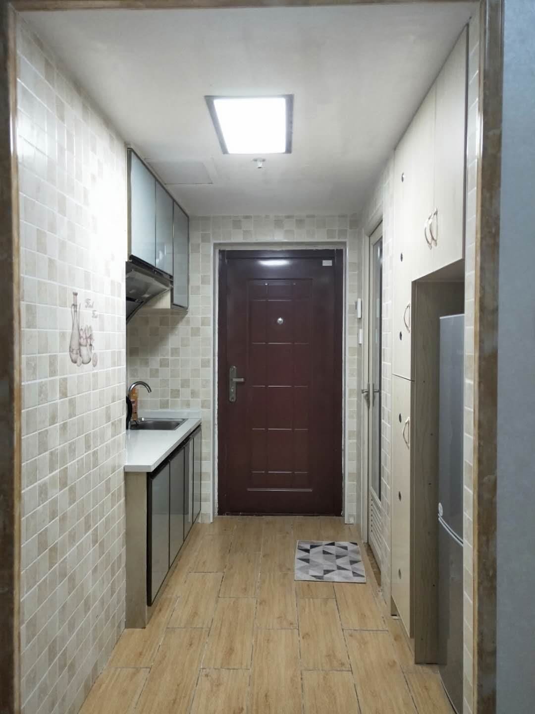 万豪城市花园 1室1厅1卫 38.8万 万豪城市花园 1室1厅1卫 38.8万客厅