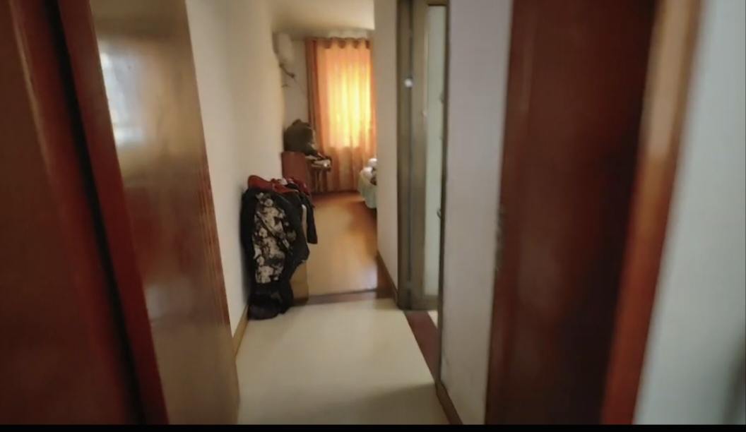 万顺名苑  3室2厅2卫    49.8万卧室