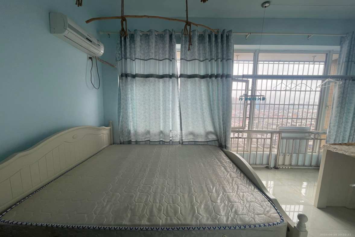 金鼎公园尚  1室1厅0卫    1200.0元/月 金鼎公园尚  1室1厅0卫    1200.0元/月室内图