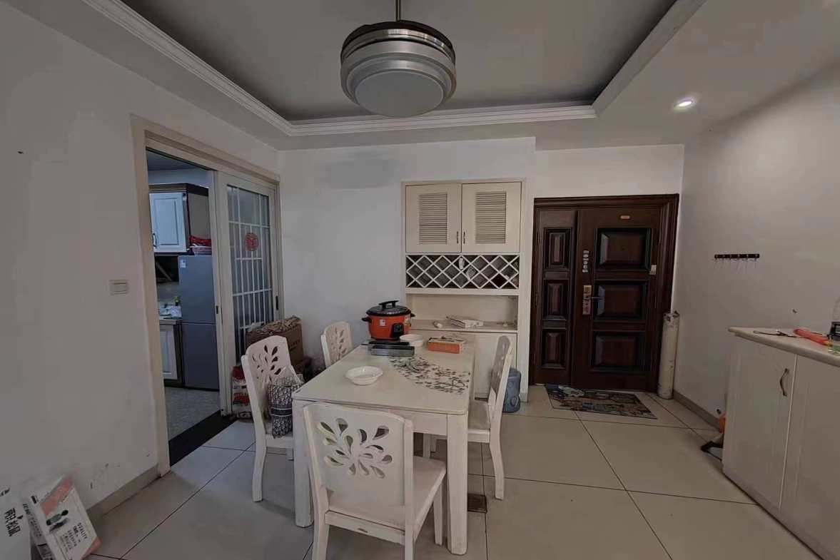 万豪城市花园  3室2厅2卫    87.0万室内图