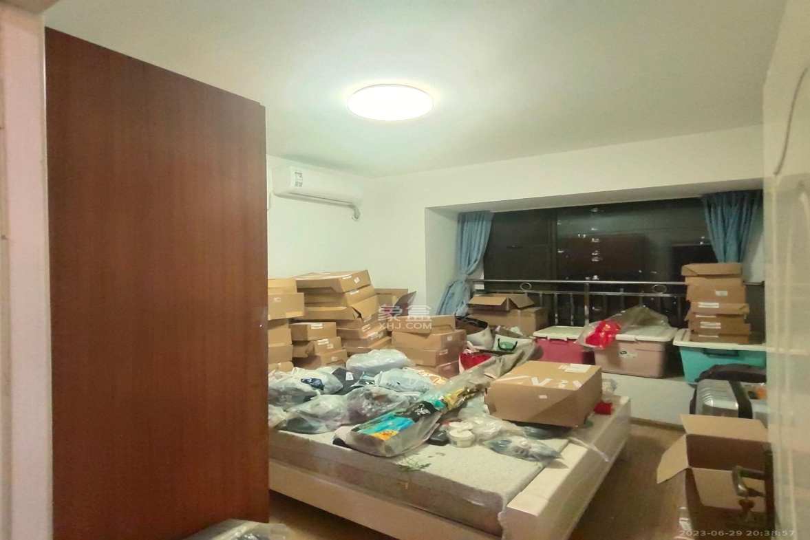 汇金城/嘉华城(二期、三期) 4室1厅2卫 3300.0元/月 汇金城/嘉华城(二期、三期) 4室1厅2卫 3300.0元/月室内图