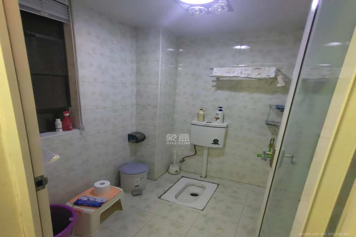 汇金城/嘉华城(二期、三期) 4室1厅2卫 3300.0元/月 汇金城/嘉华城(二期、三期) 4室1厅2卫 3300.0元/月室内图