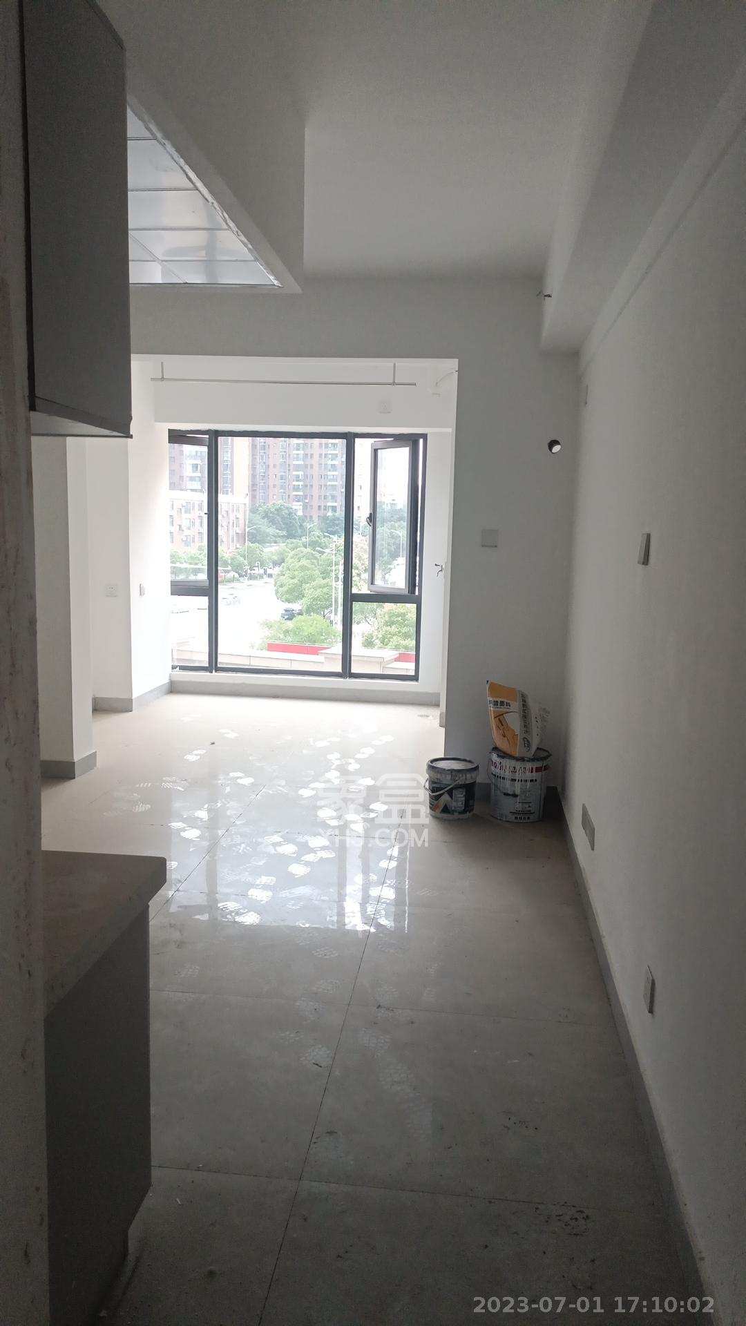 鑫远御文台一期 1室1厅1卫 1800.0元/月 鑫远御文台一期 1室1厅1卫 1800.0元/月室内图