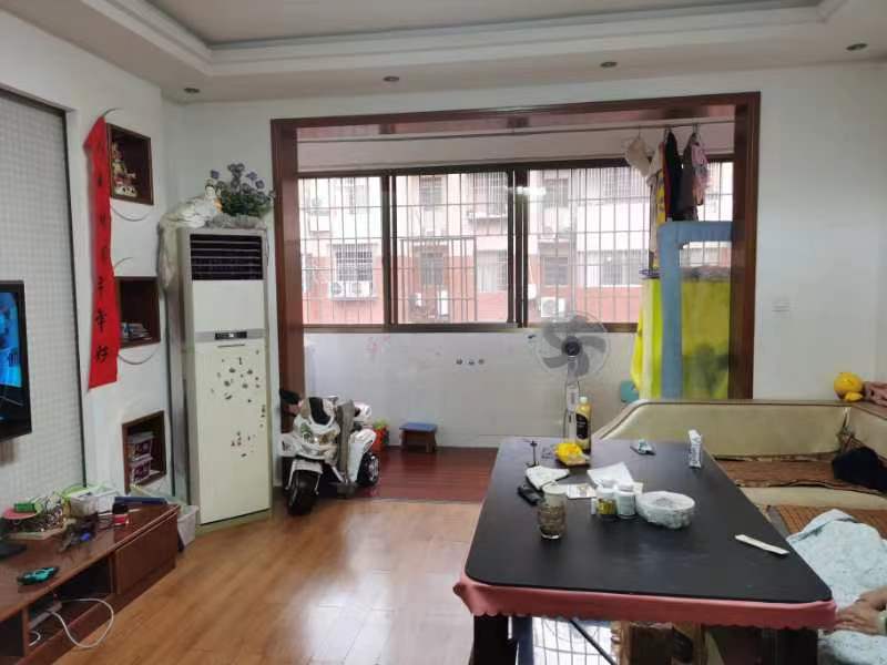 西街印象  3室2厅2卫    65.0万