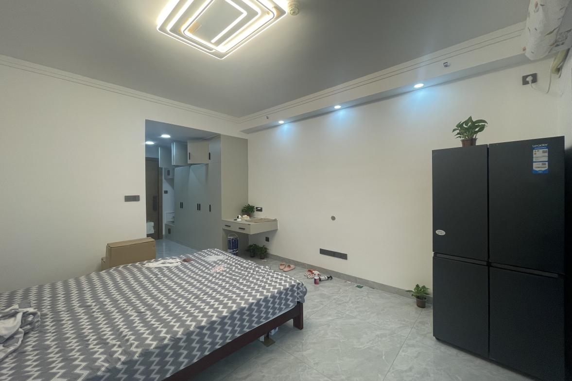 恒大绿洲  1室1厅1卫    1500.0元/月室内图1