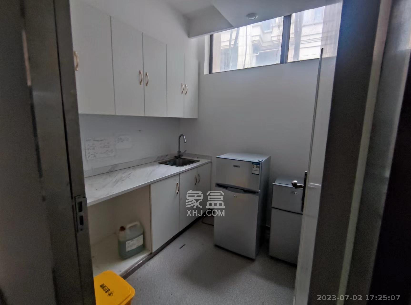 和泓梅溪四季   251.03㎡      38000.0元/月室内图