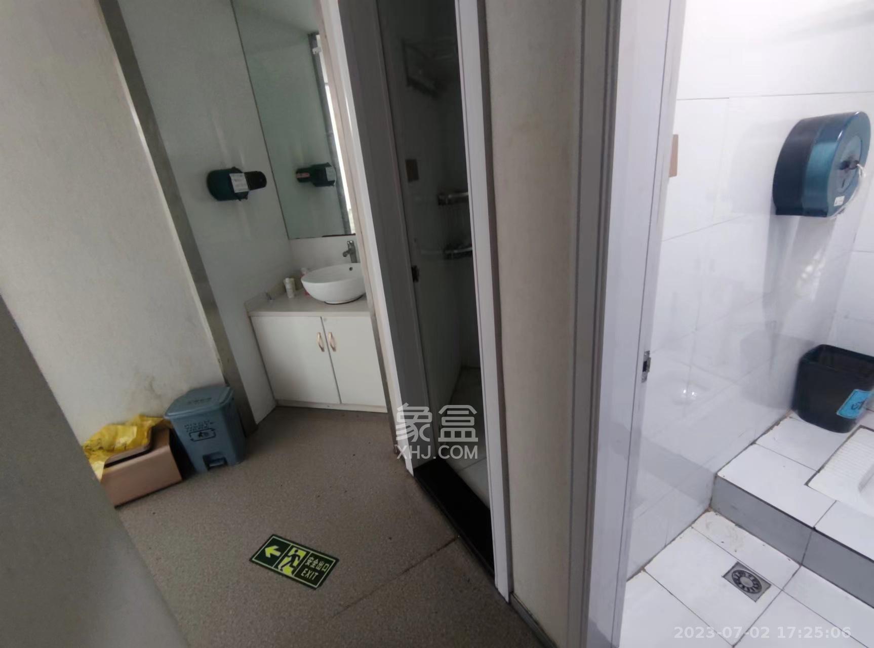 和泓梅溪四季   251.03㎡      38000.0元/月室内图