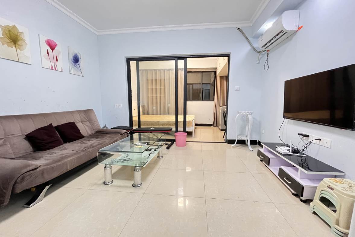 御江帝景 1室1厅1卫 1100.0元/月 御江帝景 1室1厅1卫 1100.0元/月室内图