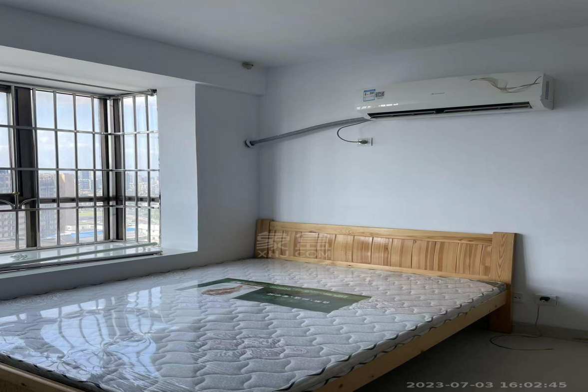 环洲鼎盛 1室1厅1卫 800.0元/月 环洲鼎盛 1室1厅1卫 800.0元/月室内图