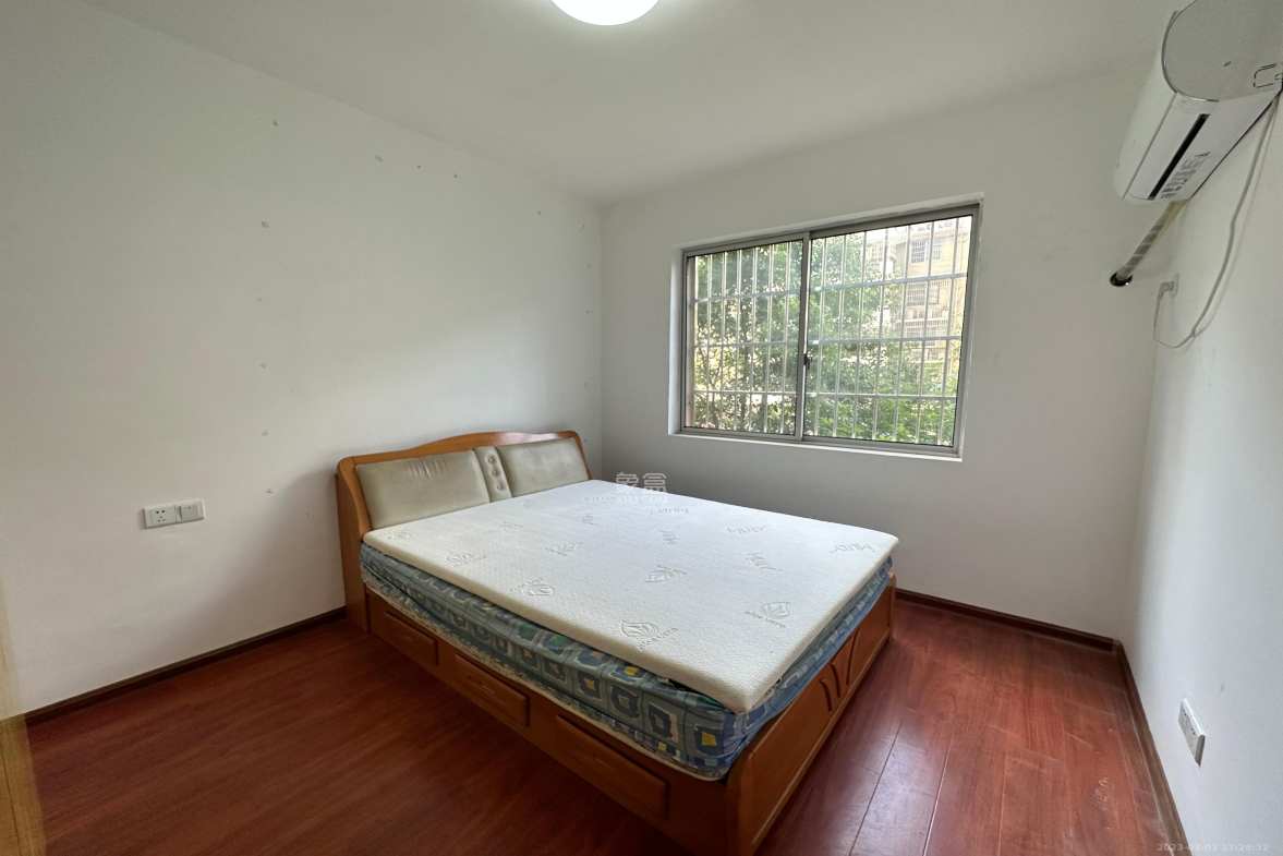 红树湾  3室2厅2卫    2500.0元/月室内图