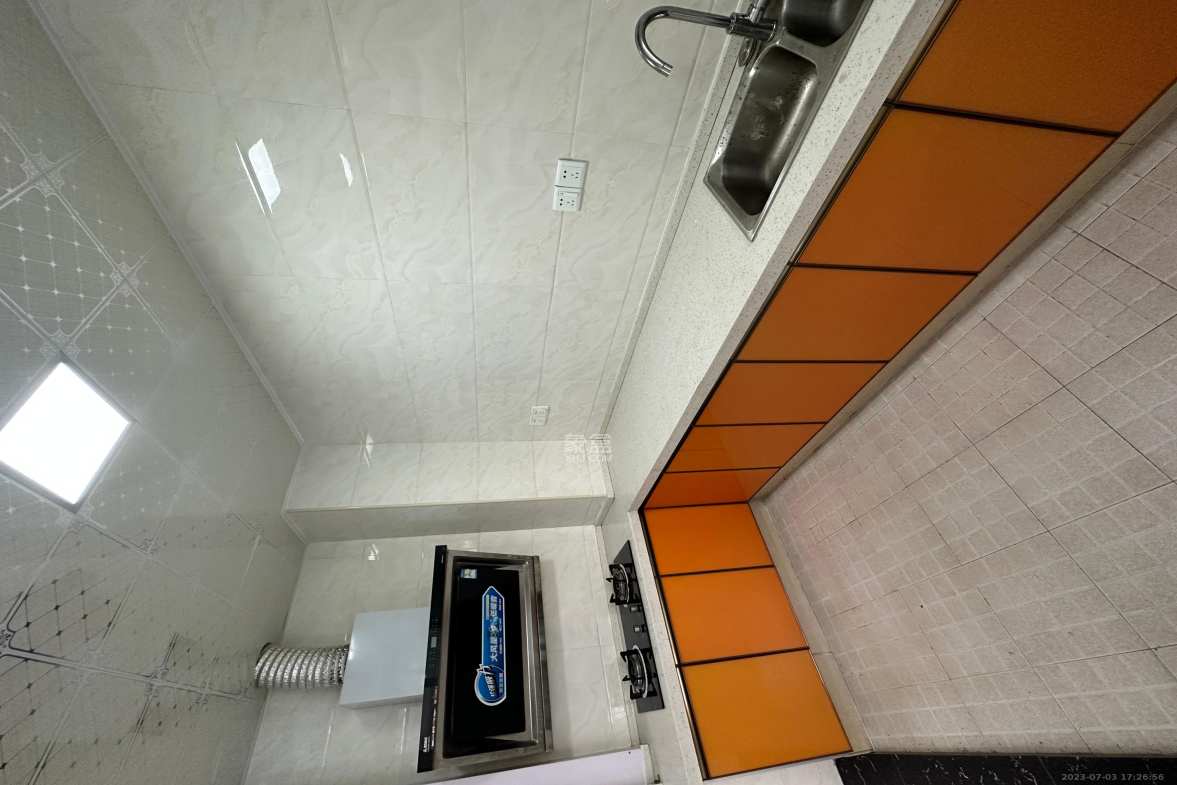 红树湾  3室2厅2卫    2500.0元/月室内图