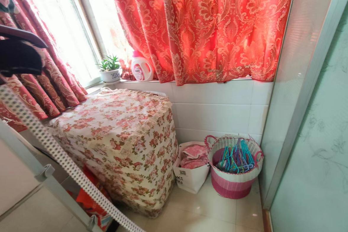 君悦华府 2室1厅1卫 36.8万 君悦华府 2室1厅1卫 36.8万客厅