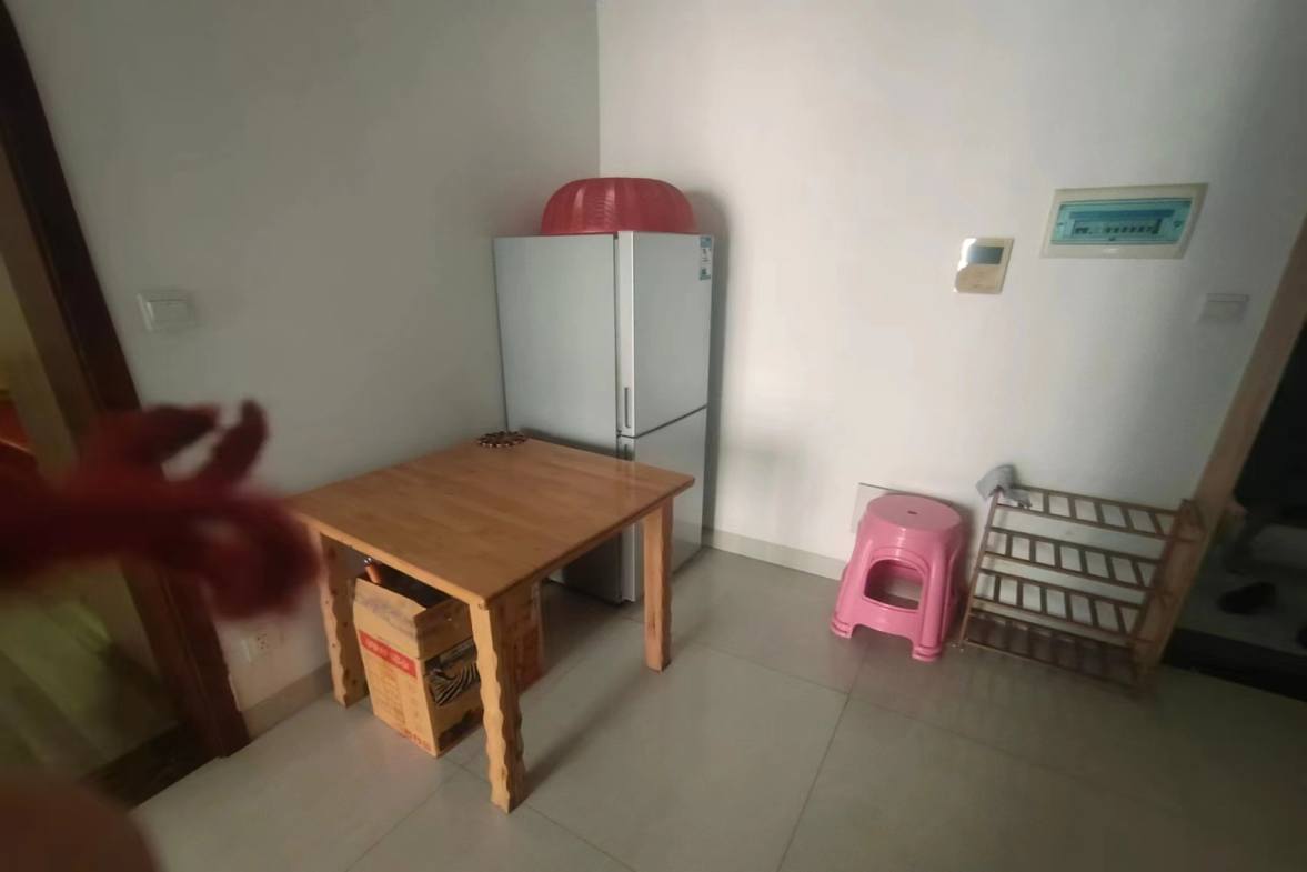 明兴翰苑一期  2室2厅1卫   1600.00元/月室内图