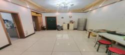 欣欣新村  3室2厅2卫   2400.00元/月