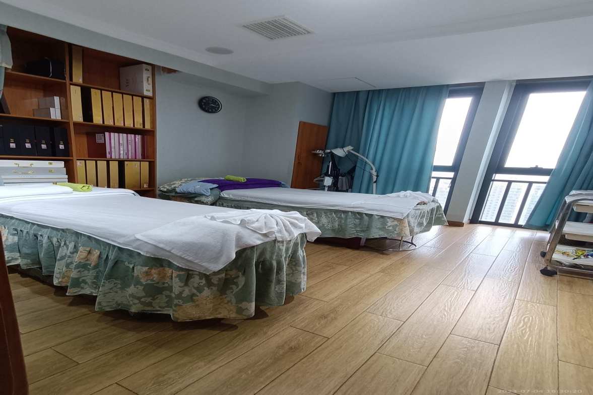 东帆国际 1室1厅1卫 4000.0元/月 东帆国际 1室1厅1卫 4000.0元/月室内图