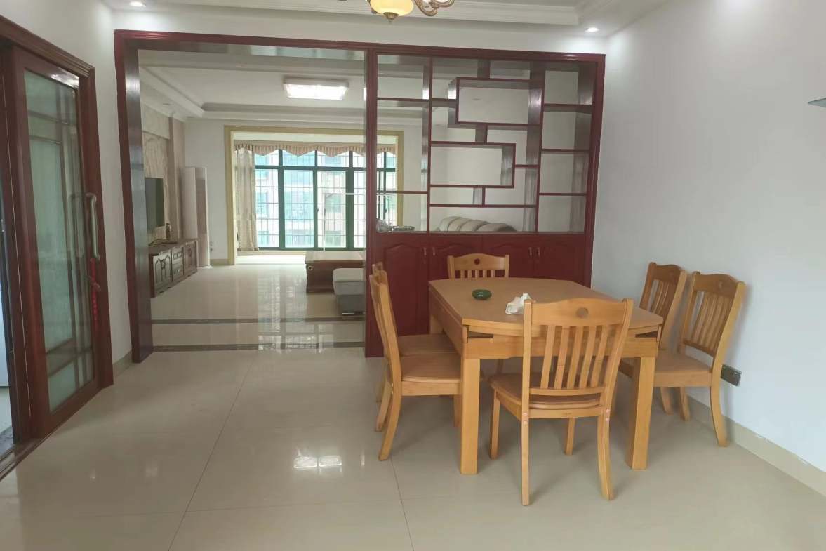 雅香苑  3室2厅1卫    2500.0元/月室内图