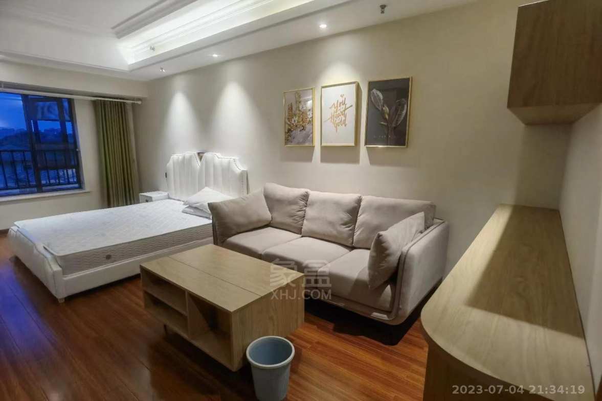 山语云栖  1室1厅1卫    1600.0元/月室内图