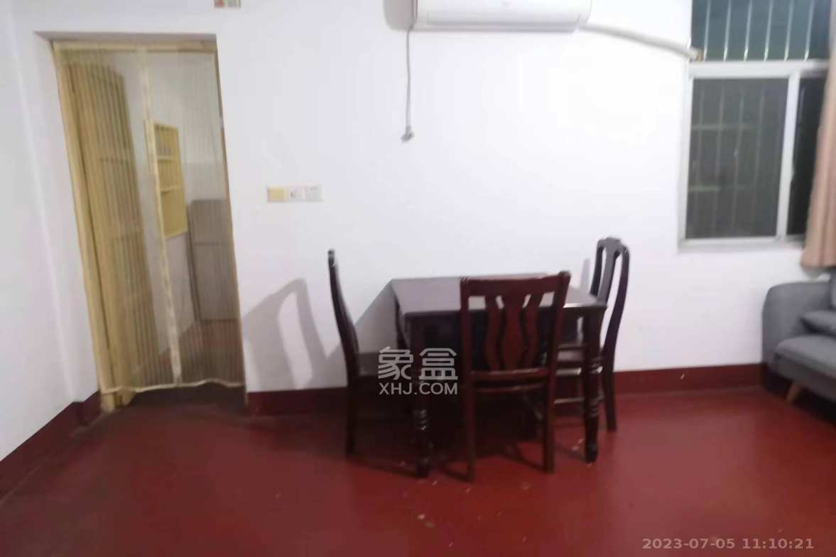 桔园小区1-8片  2室2厅1卫    1400.0元/月室内图