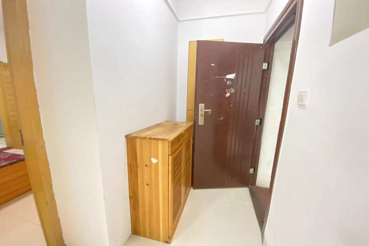 滨湖柴油机厂家属楼  2室1厅1卫   1000.00元/月室内图1