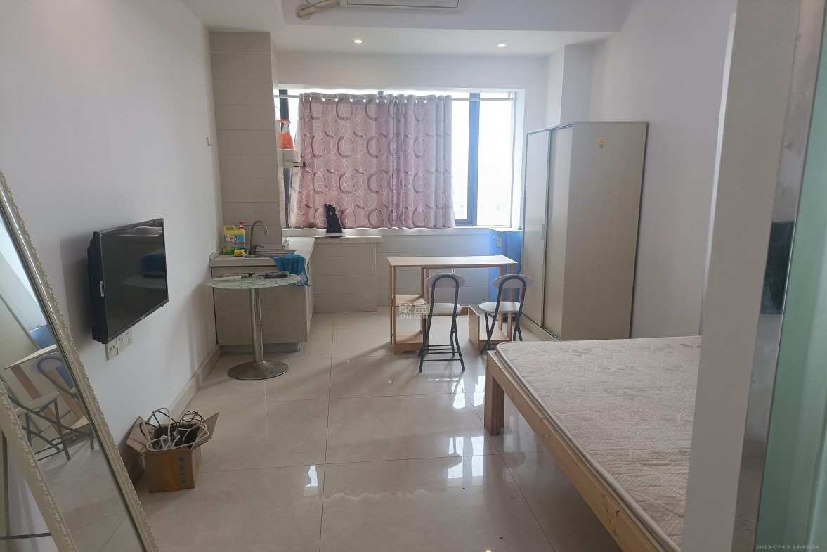 佐佑大厦  1室1厅1卫    950.0元/月室内图