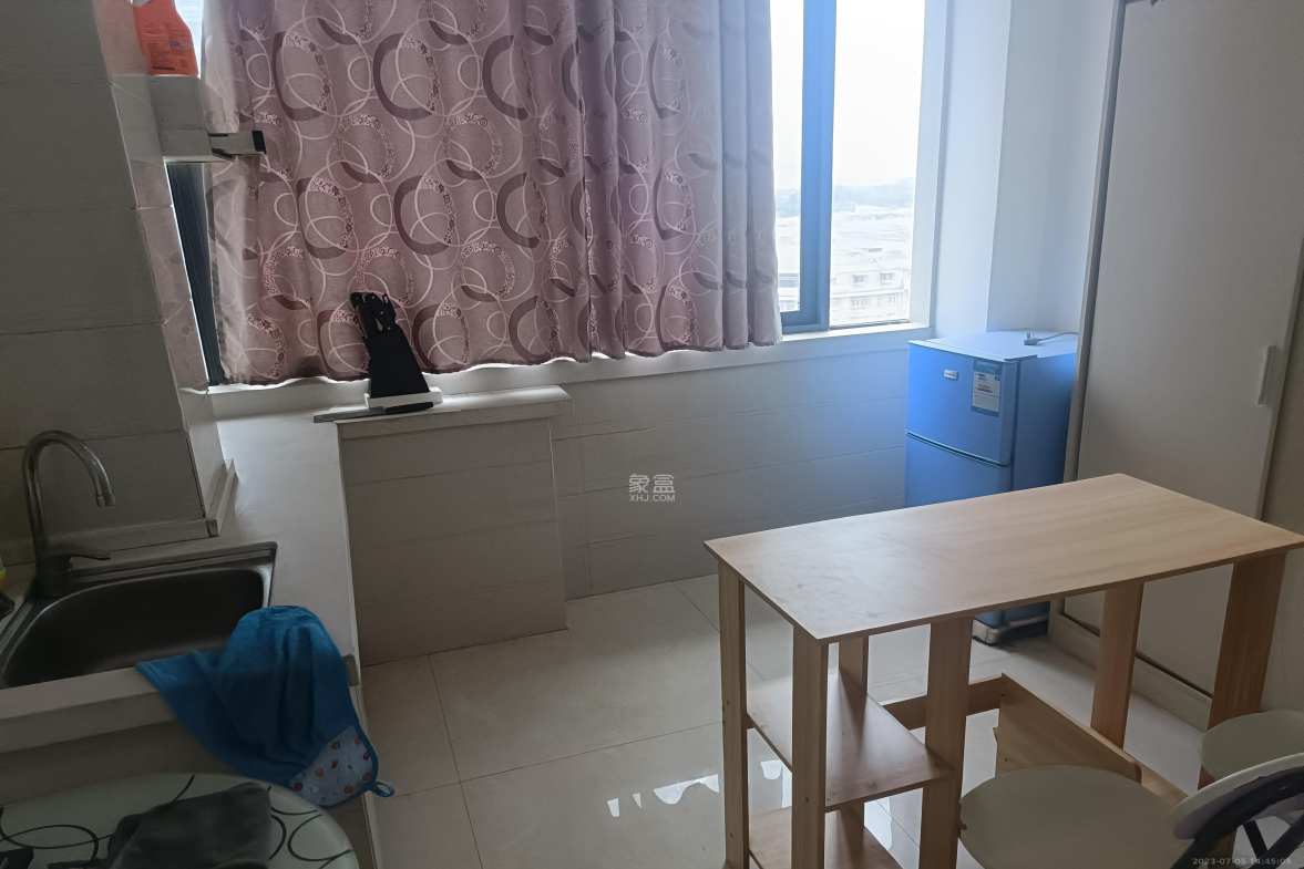 佐佑大厦  1室1厅1卫    950.0元/月室内图