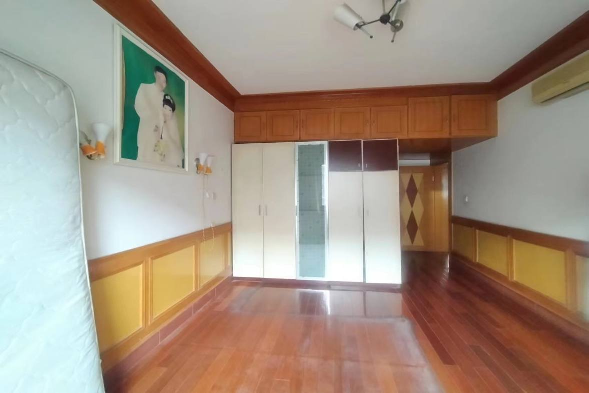 娄星区散盘  3室2厅2卫    66.0万室内图