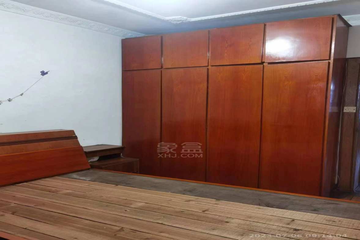 操坪社区  2室1厅1卫    800.0元/月 操坪社区  2室1厅1卫    800.0元/月室内图1