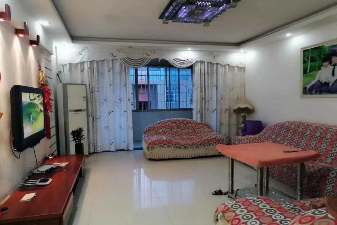 金碧花园  4室2厅2卫    58.0万 金碧花园  4室2厅2卫    58.0万室内图