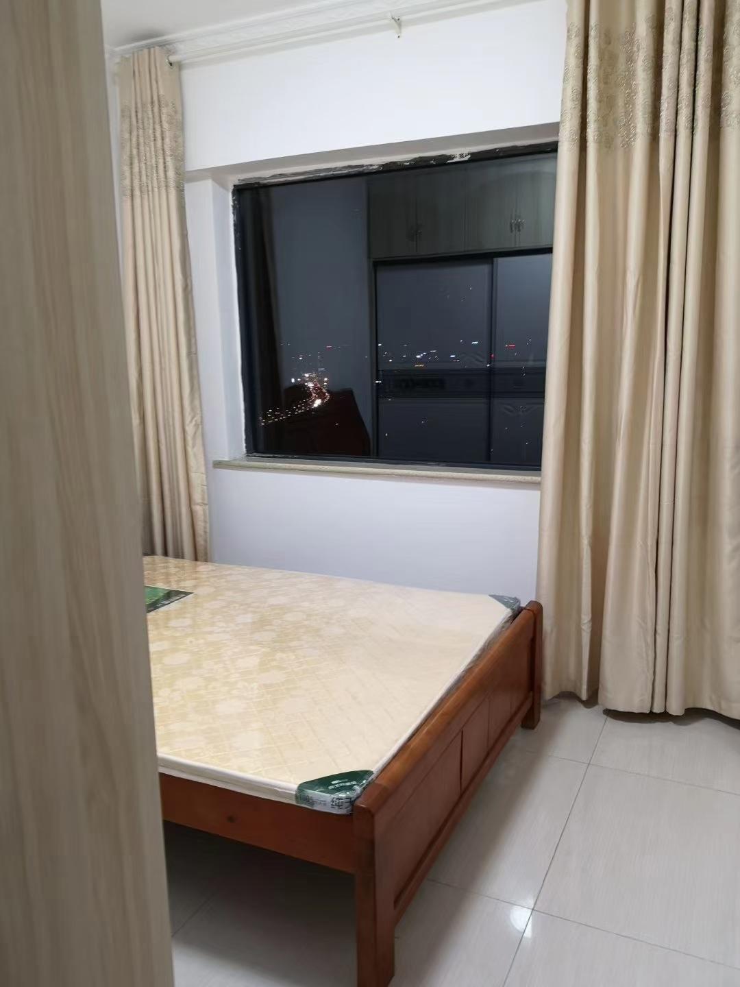 百弘学府城  2室1厅1卫    1500.0元/月室内图