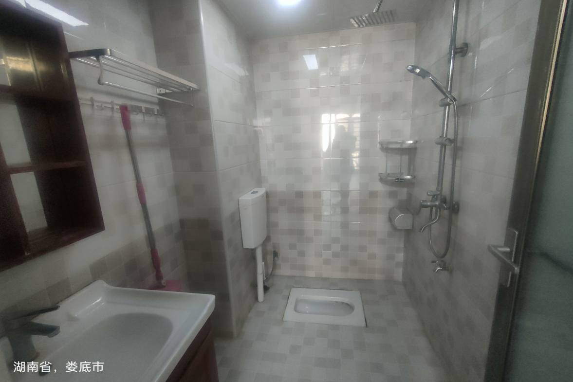 百弘学府城  1室1厅1卫    1100.0元/月室内图