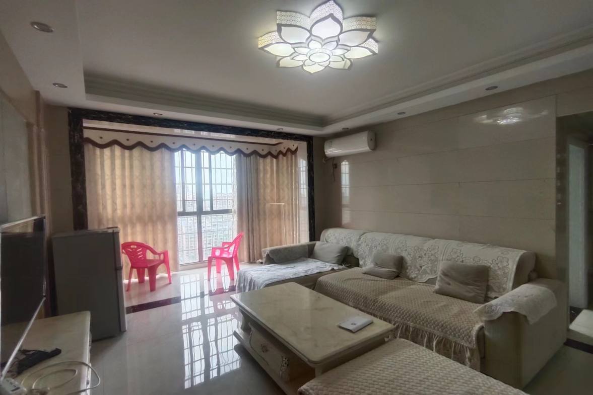 华新苑  2室1厅2卫    1680.0元/月 华新苑  2室1厅2卫    1680.0元/月室内图