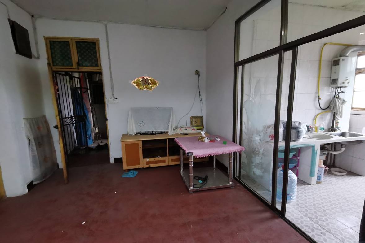 桔园小区  2室1厅1卫    19.8万 桔园小区  2室1厅1卫    19.8万客厅