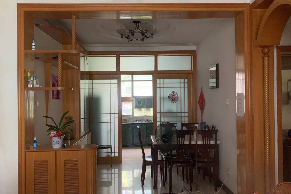 市人大政协机关大院住宅区（老市委）  3室2厅2卫    1800.0元/月室内图