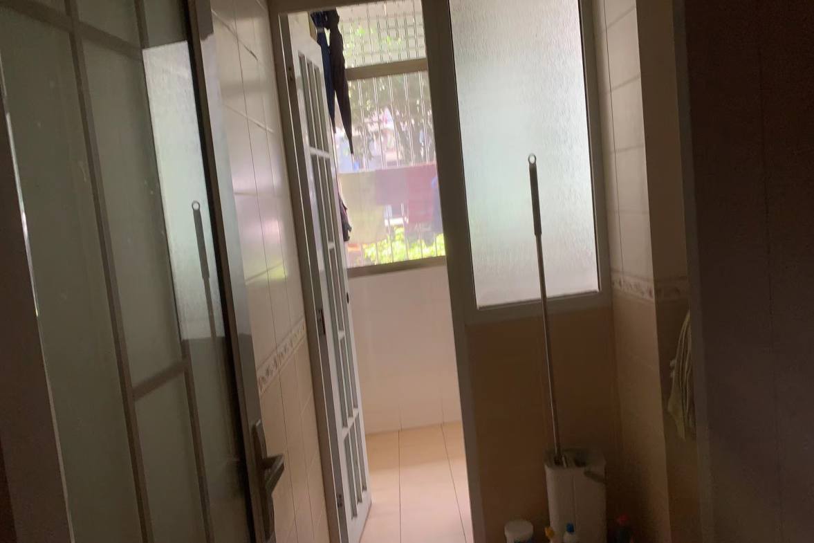 市人大政协机关大院住宅区（老市委）  3室2厅2卫    1800.0元/月室内图