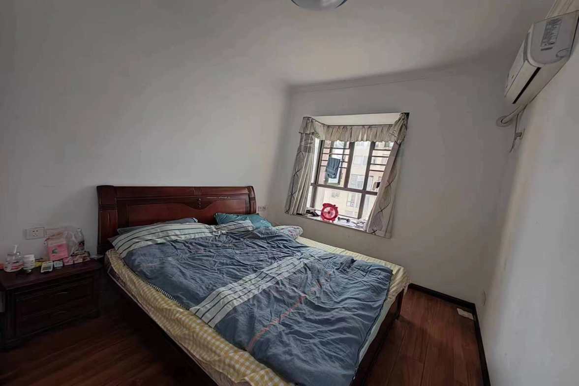 万豪城市花园 3室2厅1卫 2400.0元/月 万豪城市花园 3室2厅1卫 2400.0元/月室内图