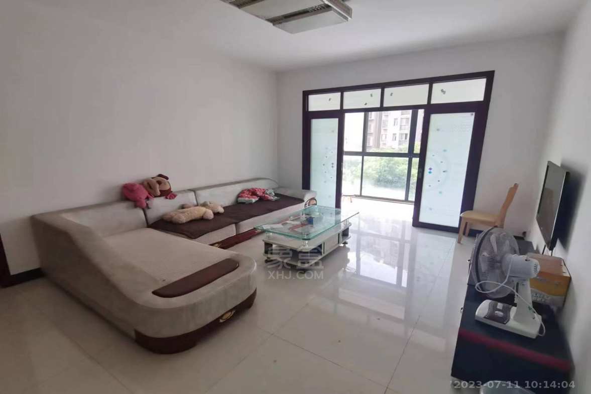 湘银二期世纪花园  3室2厅2卫    2000.0元/月室内图1