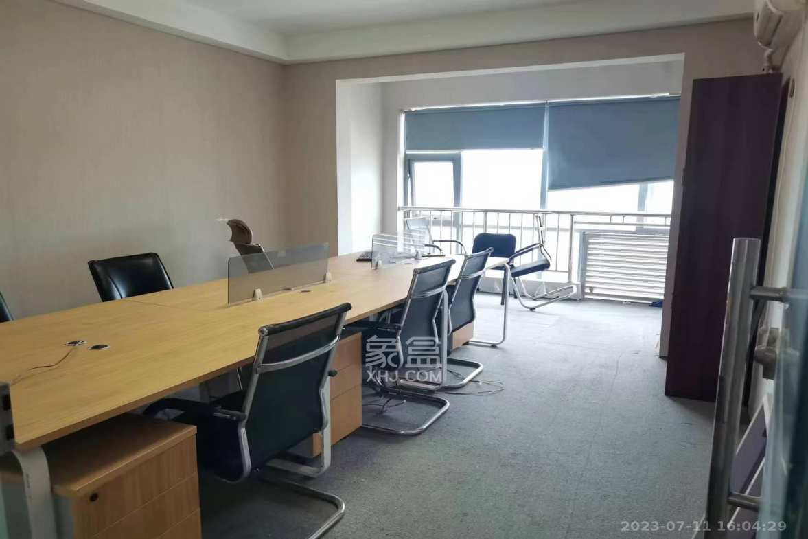 人瑞潇湘国际  4室1厅1卫    16000.0元/月室内图