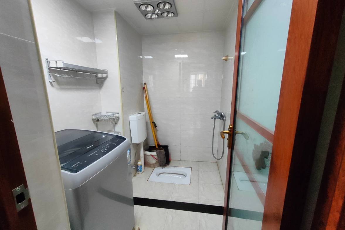 百弘学府城 1室1厅1卫 1000.0元/月 百弘学府城 1室1厅1卫 1000.0元/月室内图