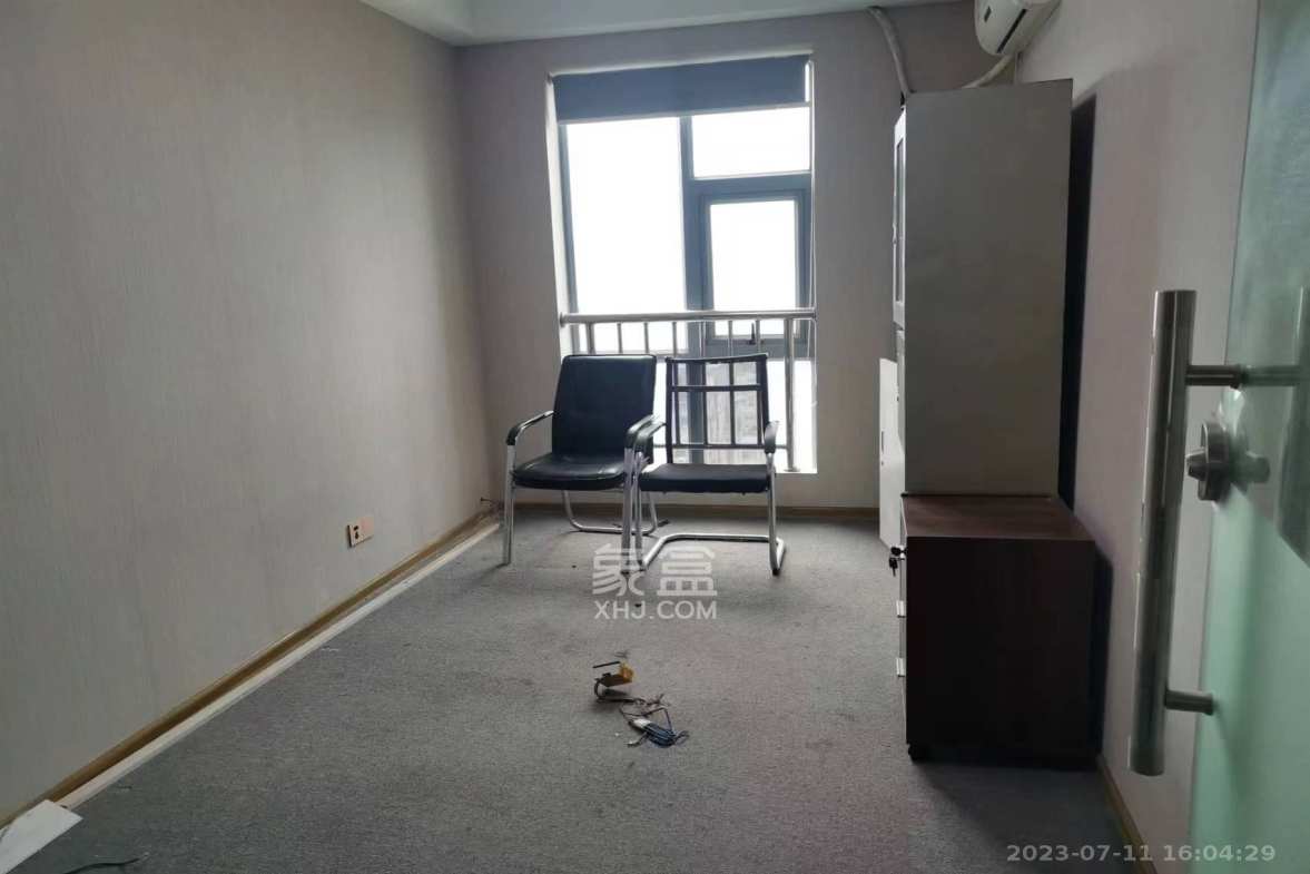 人瑞潇湘国际  4室1厅1卫    16000.0元/月室内图