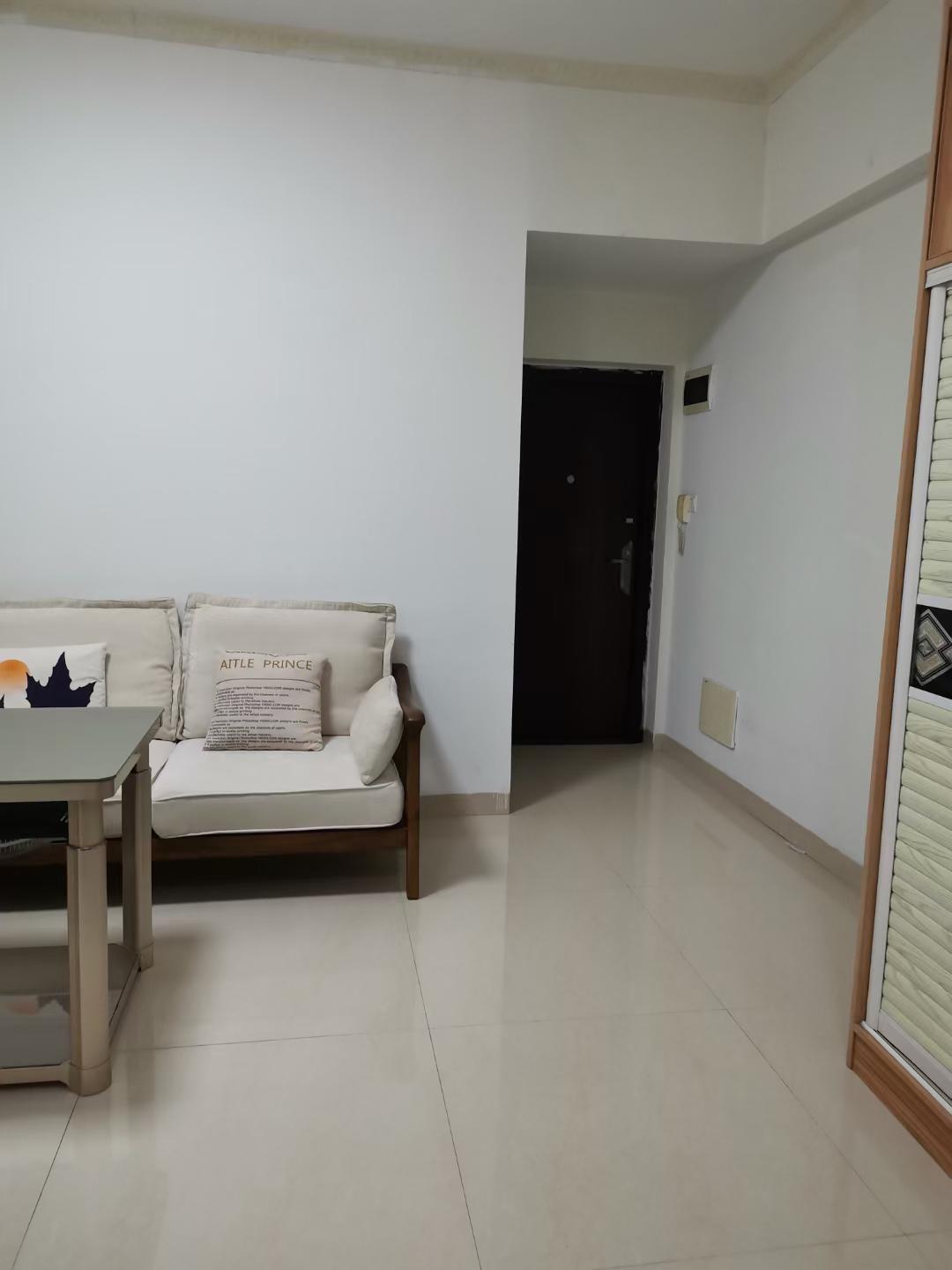 五洲富隆中心 1室1厅1卫 1300.0元/月 五洲富隆中心 1室1厅1卫 1300.0元/月室内图