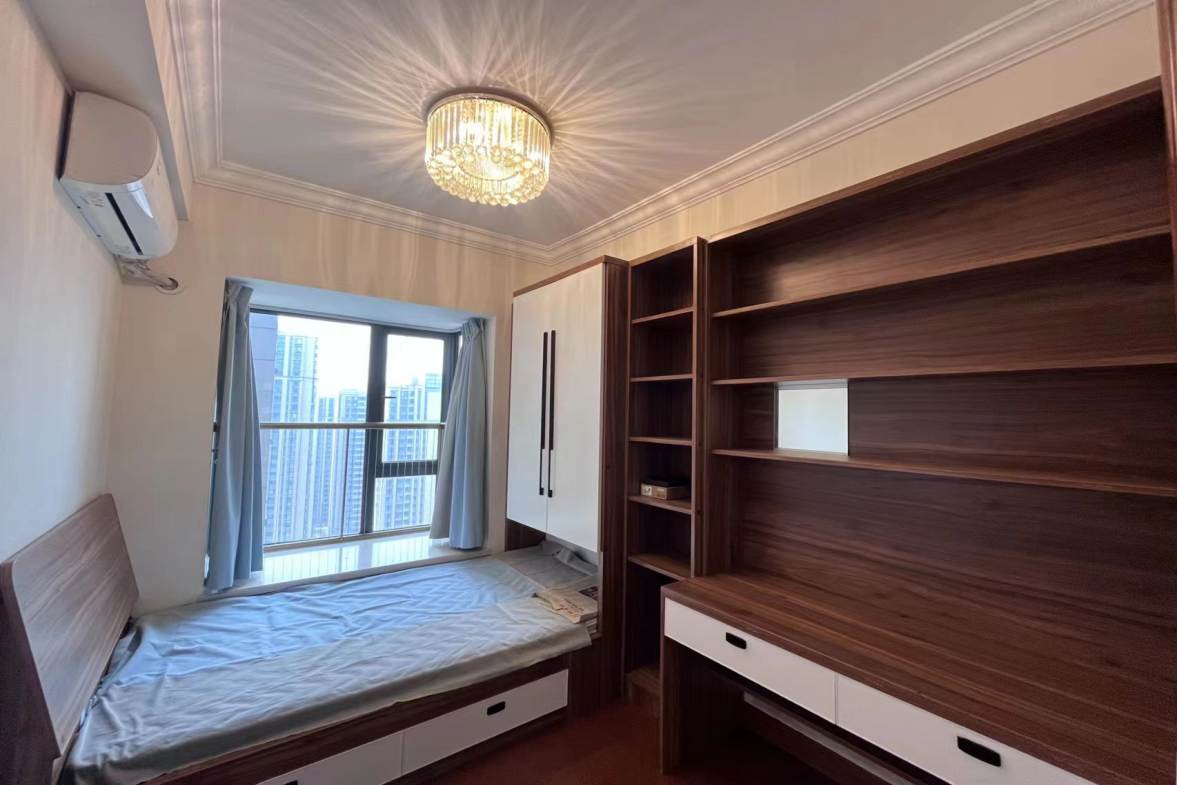 恒大绿洲  3室2厅1卫    2000.0元/月室内图