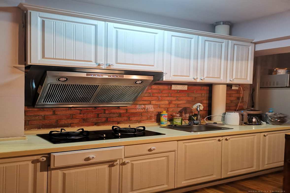 三万英尺 1室1厅1卫 1880.0元/月 三万英尺 1室1厅1卫 1880.0元/月室内图