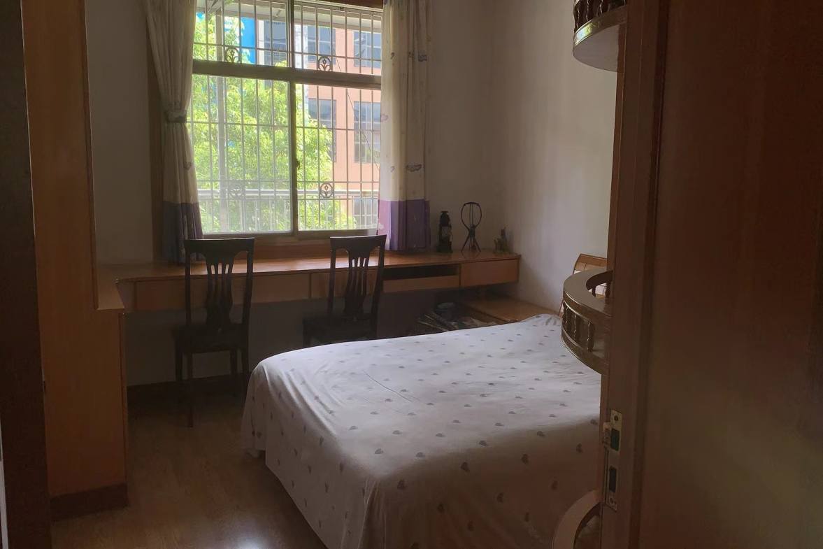 市人大政协机关大院住宅区（老市委）  3室2厅2卫    1600.0元/月室内图