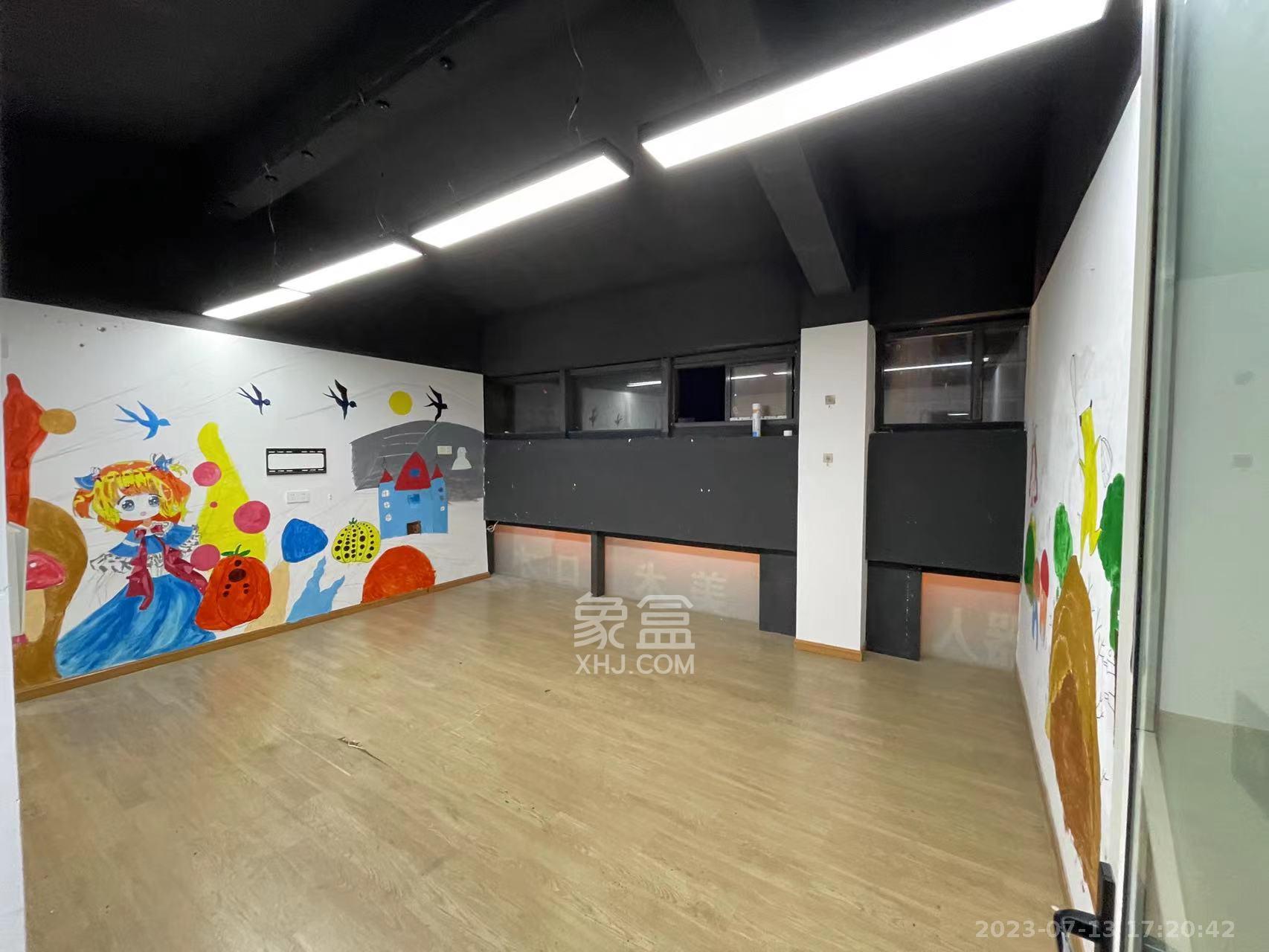 新华联梦想城   63.37㎡      4500.0元/月室内图