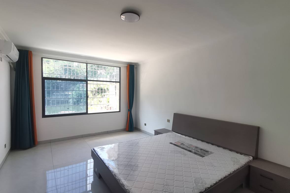 富冲小区 2室1厅1卫 900.0元/月 富冲小区 2室1厅1卫 900.0元/月室内图