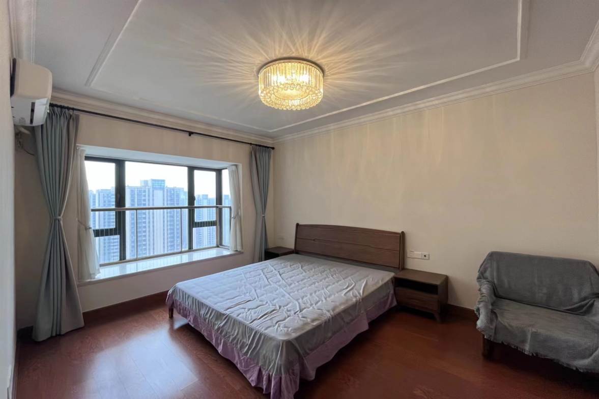 恒大绿洲  3室2厅1卫    2000.0元/月室内图